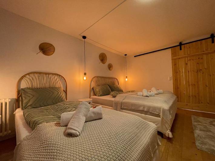 Ferienwohnung für 5 Personen, mit Terrasse und Ausblick in Friedenau - 2