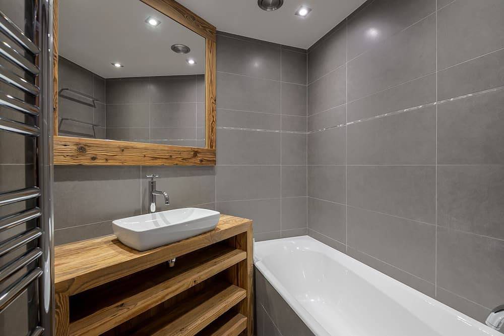 Apartamento entero, Amplio apartamento moderno con acceso a pistas en Courchevel in Courchevel 1650 (Moriond), Saint-Bon-Tarentaise