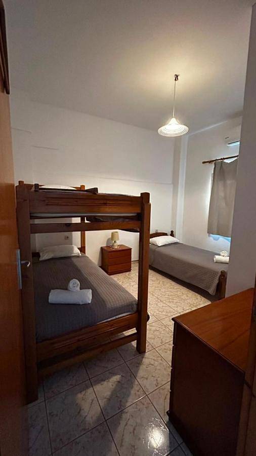 Chambre d’hôte pour 4 personnes, avec Terrasse ainsi que Jardin et Vue dans Cos - 2