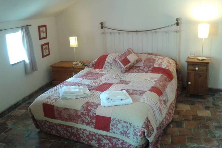 La Petite Boutique, Natursteinhäuschen vom 15. Jhd in kleiner, mittelalt. Stadt in Saint-Aignan, Romorantin-Lanthenay und Umgebung