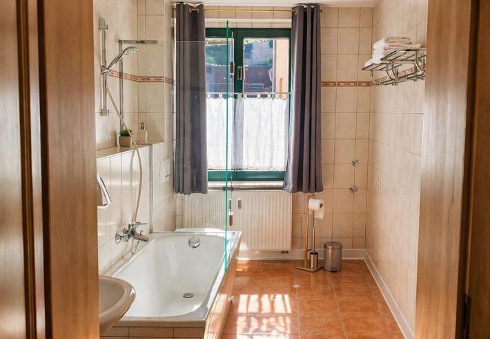 Ferienwohnung für 4 Personen, mit Terrasse und Garten in Bad Muskau - 4