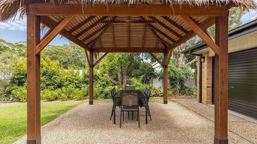 Ocean Breeze on Cooper - Stylish coastal beach house 5min walk to Boomerang Beach in Boomerang Beach, New South Wales