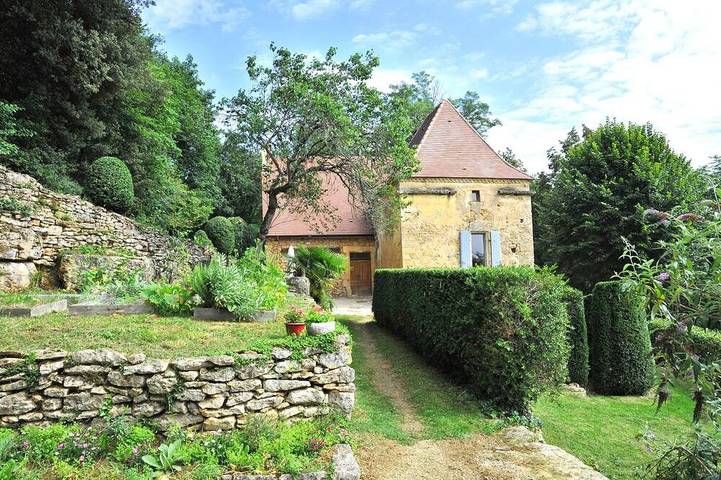 Ferme pour 6 personnes, avec terrasse et jardin à Sarlat-la-Canéda