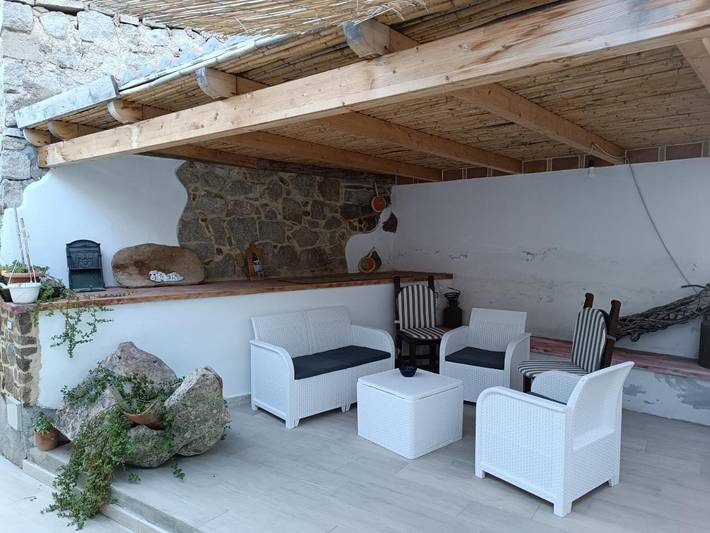 Gîte pour 3 personnes, avec jardin et vue à Orgosolo - 2