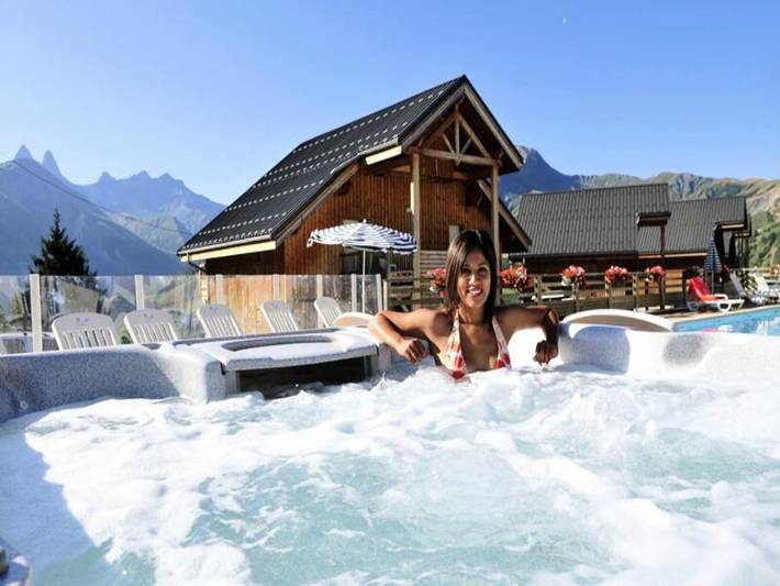 Gîte pour 6 personnes, adapté aux familles à Saint-Jean-d'Arves - 4