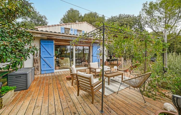 Location de vacances pour 6 personnes, avec piscine ainsi que terrasse et jardin, animaux acceptés à Sommières - 2