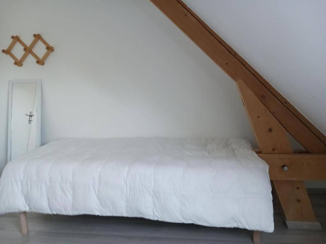 Double Room with Private Bathroom in Brissac-Loire-Aubance, Région d'Angers