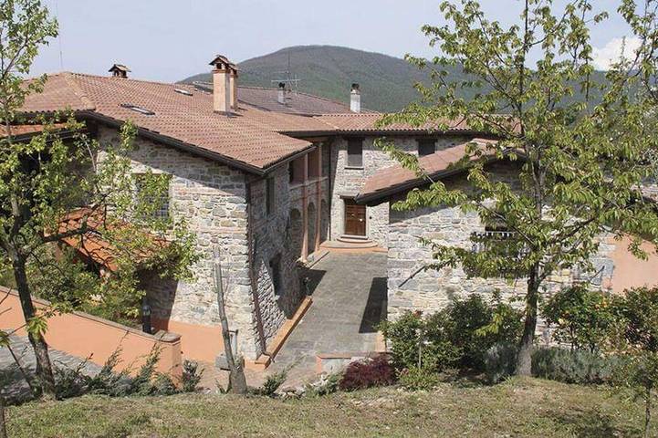 Appartement de vacances pour 5 personnes, avec jardin et piscine