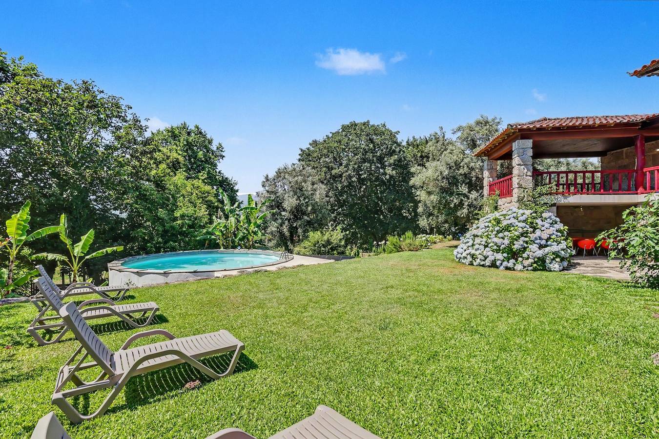 Ferienhaus 'Casa Nova das Oliveiras' mit Bergblick, Wlan und Klimaanlage in Verim, Friande e Ajude, Braga Distrikt
