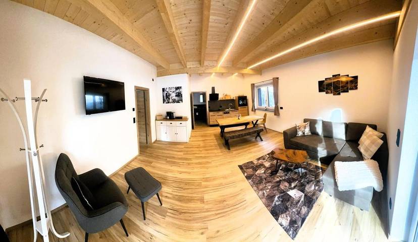 Ferienwohnung für 4 Personen, mit Ausblick und Garten