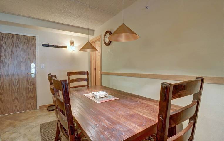 Vacation rental for 8 people, with hot tub in Summit County
