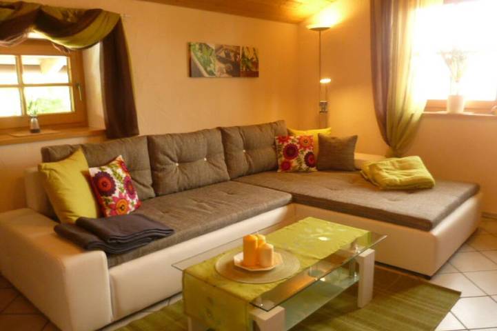 Ferienwohnung für 2 Personen, mit Garten und Balkon in Eggstätt