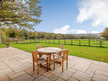 Cottage for 4 People in Slinfold, West Sussex, Photo 2