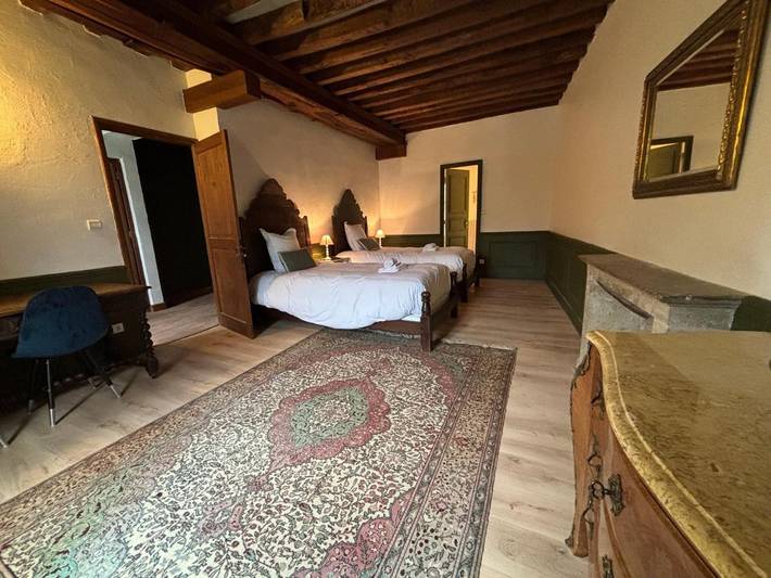 Location de vacances pour 14 personnes, avec terrasse à Saint-Père (Yonne) - 2