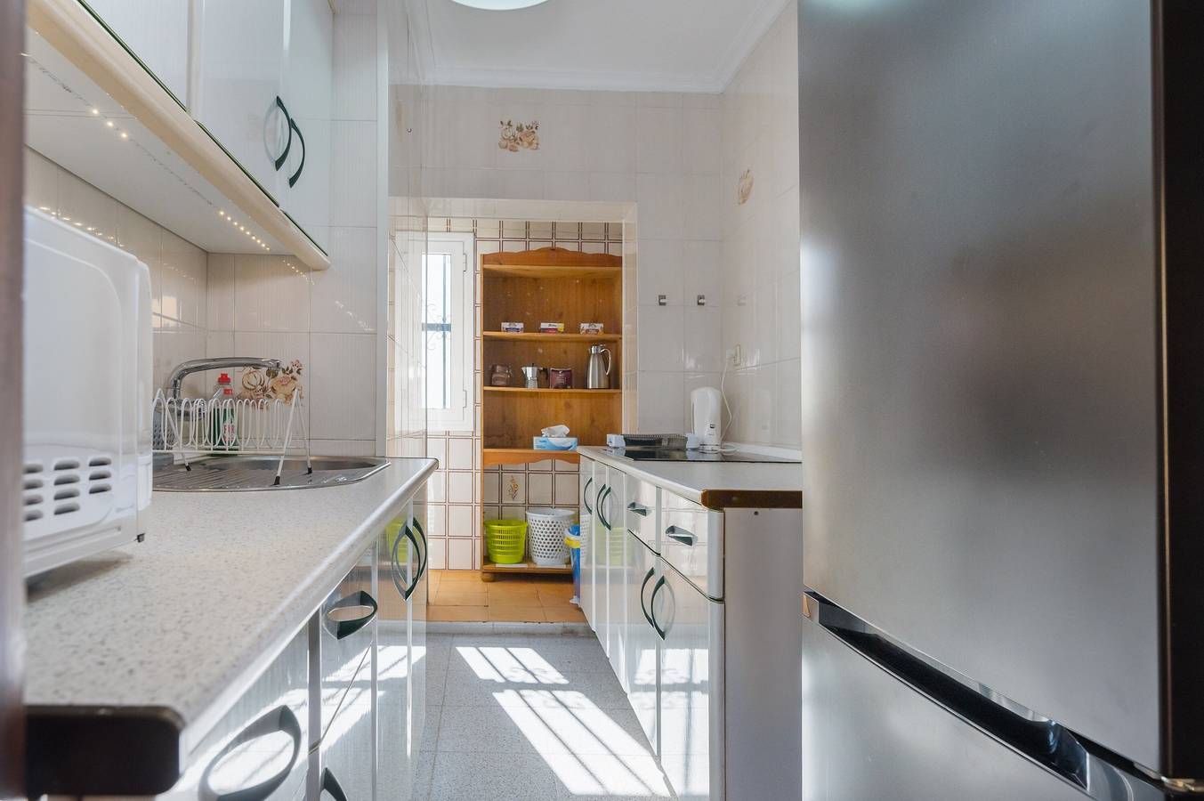 Ganze Wohnung, Ferienwohnung 'Macarena' in Brigth mit Balkon, Wi-Fi und Klimaanlage in Central Seville, Sevilla