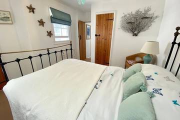 Cottage for 6 People in Mousehole, Cornwall, Photo 3