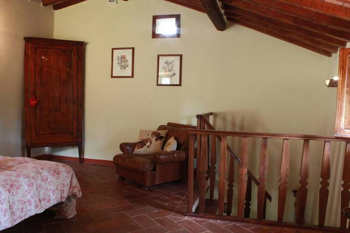 Villa di campagna indipendente con giardino a Montepulciano in Toscana in Montepulciano, Siena e dintorni