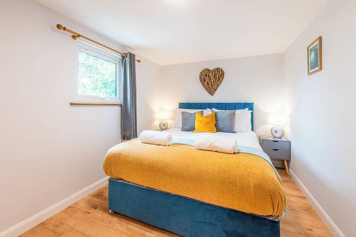 Beautifully Appointed Chalet Ideally located 5 min walk from beach & town centre in Bude, Cornouailles