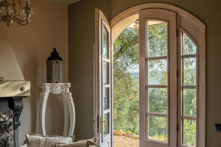 Location de vacances pour 4 personnes, avec Balcon et Jardin ainsi que Piscine et Vue à Diano San Pietro - 2