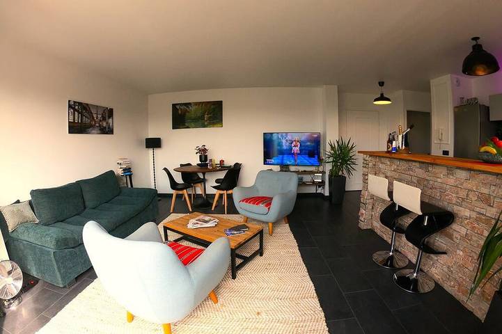 Gîte pour 4 personnes, avec Balcon dans Gare Du Bourget