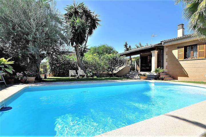 Ferienhaus für 6 Personen, mit Terrasse und Garten in Palma