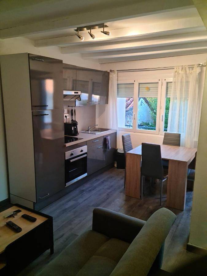 Appartement de vacances pour 3 personnes, avec jardin et balcon, animaux acceptés