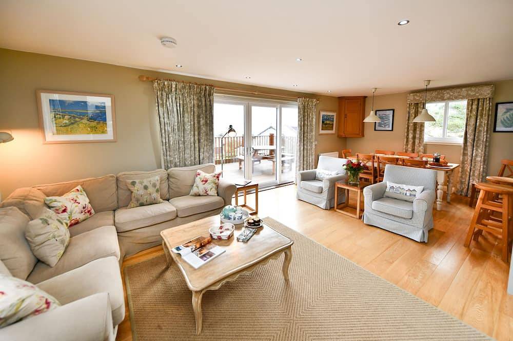 Charming 4* House. Sea Views. Next to Golf Course. 4 en suite bedrooms in Portpatrick, Dumfries and Galloway