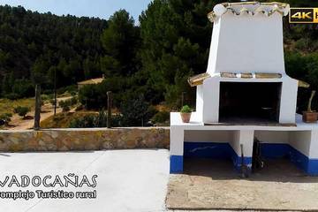 Casa rural para 20 personas, con jardín en Manchuela Conquense