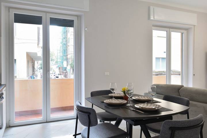 Appartamento intero, Guesthost - Sampierdarena Bright Apartment in Genova (Città), Genoa
