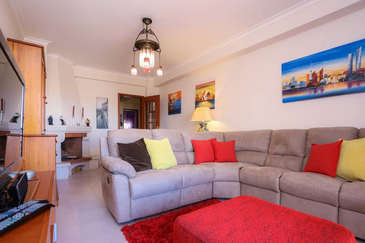 Apartamento de férias inteiro, Brasil Avenue by Rent4All in Praia de Buarcos, Figueira da Foz