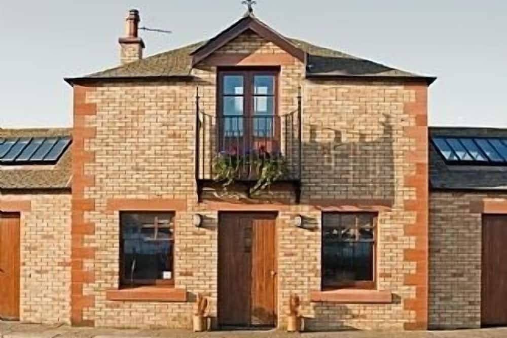 Entire apartment, The Apartment Is Situated On The South Pier In The The Most Picturesque Location in Portpatrick, Dumfries and Galloway