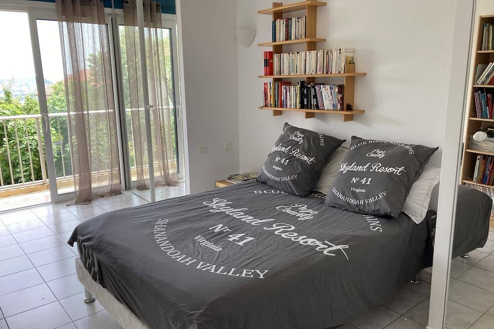 Geheel appartement, Location Saisonnière Appartement Avec Terrasse vue Mer, Résidence Avec Piscine in Nice, Nice en omgeving