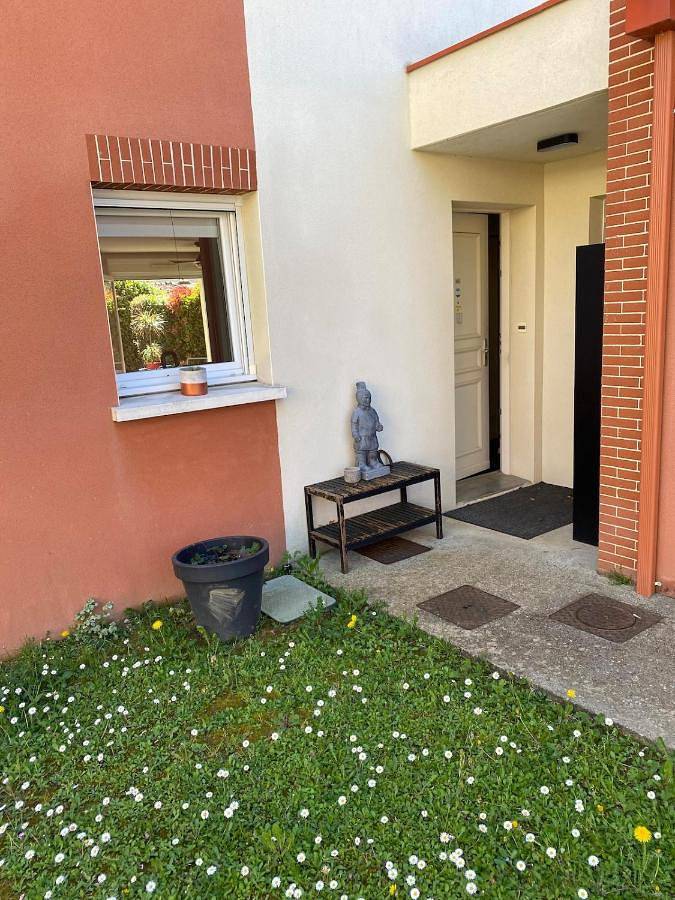 Three-Bedroom Holiday Home in Nérac, Région de Nérac