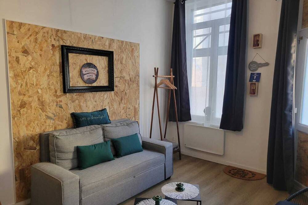 Ganze Wohnung, Ground floor in the heart of downtown Calais in Calais, Calais und Umgebung