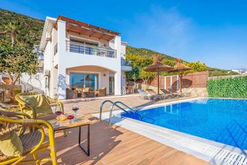Villa for 4 People in North Crete, Photo 3