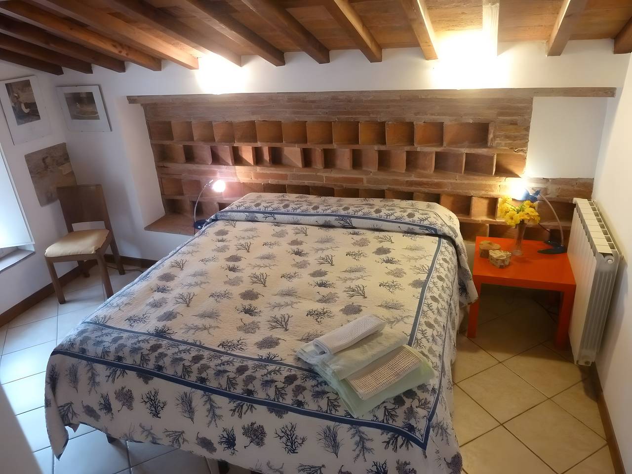 Ganze Wohnung, Ferienwohnung 'Appartamento Mansarda' mit Gemeinschaftspool, Wi-Fi und Klimaanlage in Capannori, Lucca Provinz