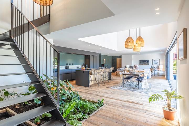 Location de vacances pour 8 personnes, avec piscine et jacuzzi ainsi que terrasse et jardin à Ahetze - 4