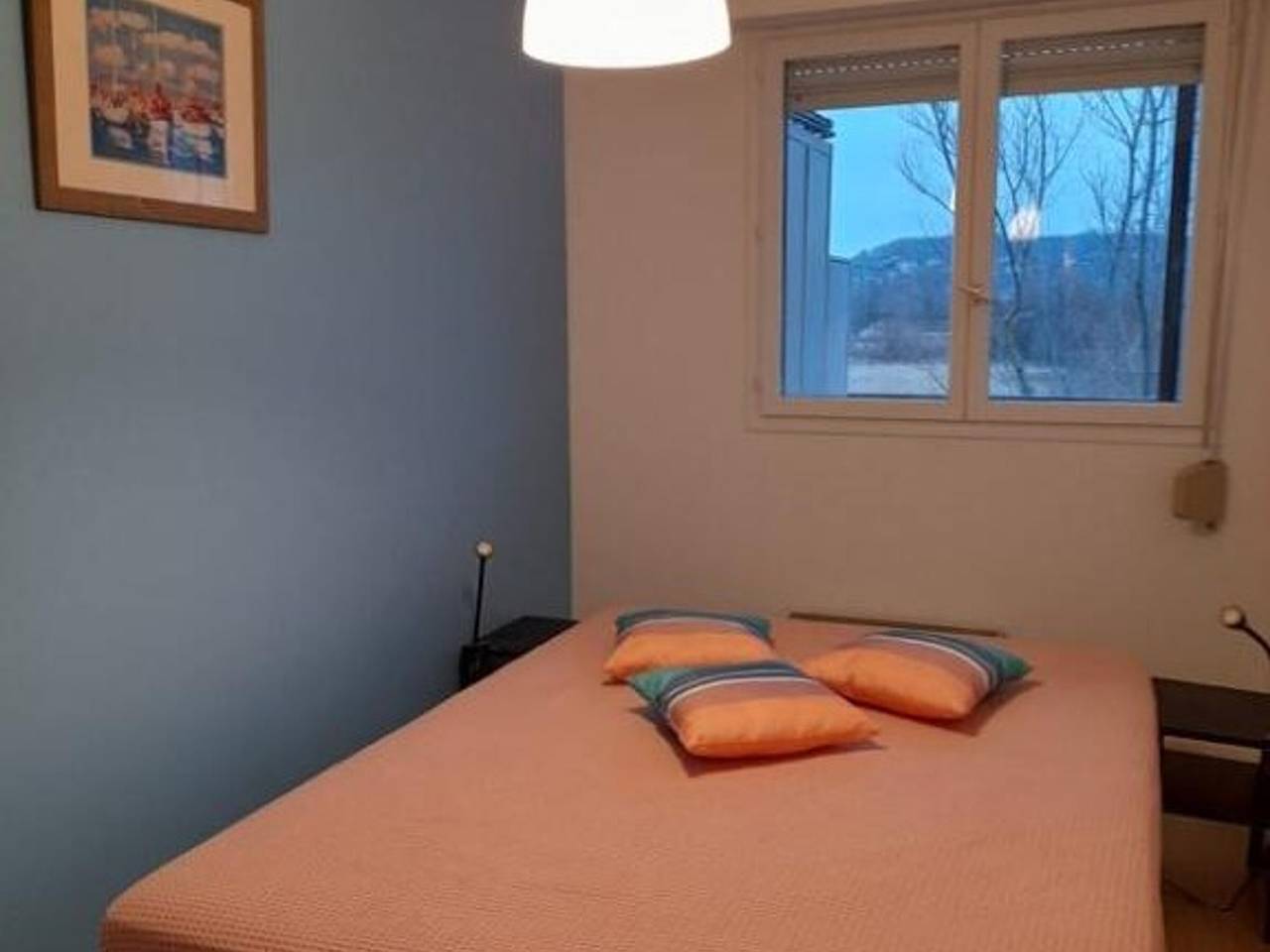 Ganze Wohnung, Renovierte 2-Zimmer-Wohnung mit Meerblick-Loggia und Parkplatz in Villers-sur-Mer in Villers-sur-Mer, Lisieux und Umgebung