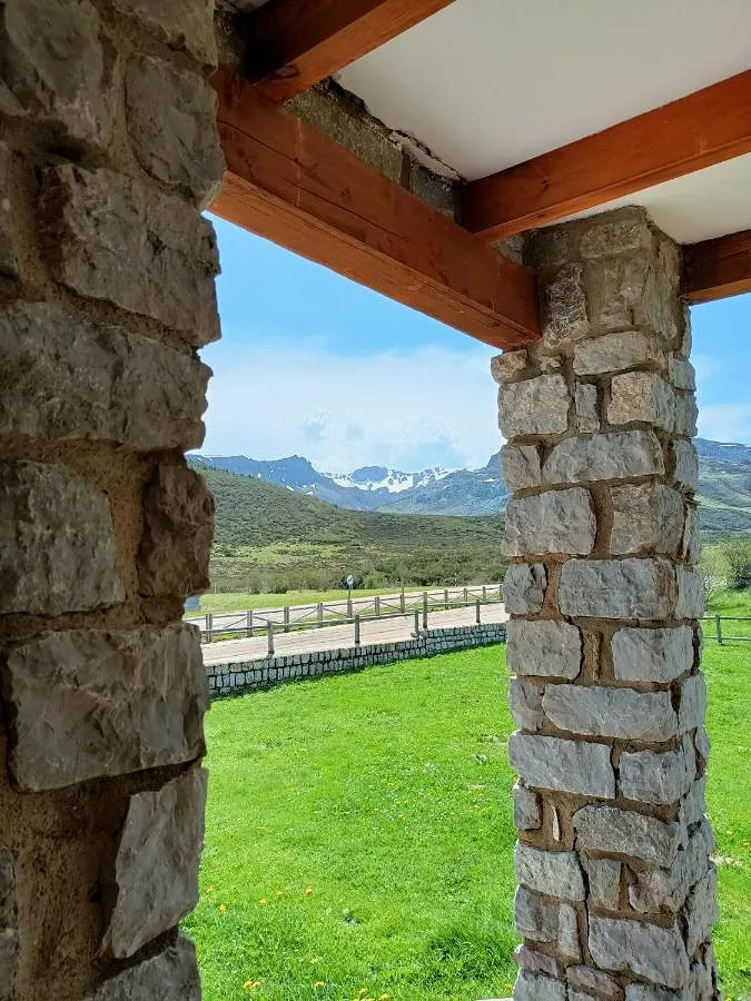 Casa rural para 13 personas, con vistas y jardín - 1
