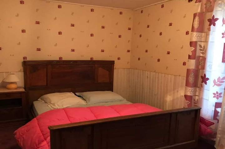 Location de vacances pour 6 personnes, avec terrasse et jardin, animaux acceptés à Genêts - 3