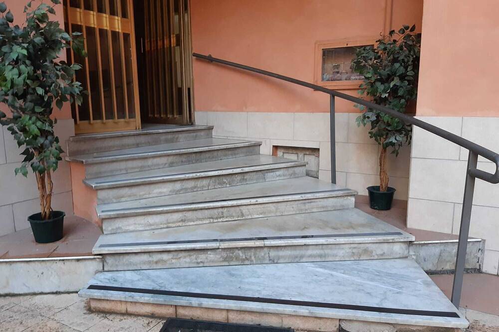 Appartamento intero, Stabia Vacanze appartamento in centro città comodo e confortevole. in Castellammare di Stabia, Napoli e dintorni