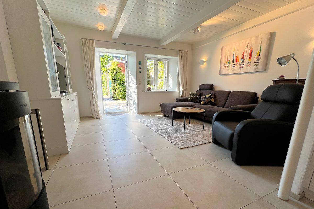 Oma Hansen's Huus: Komfortables Refugium mit Garten in Wyk-Boldixum in Wyk auf Föhr (Stadt), Wyk auf Föhr