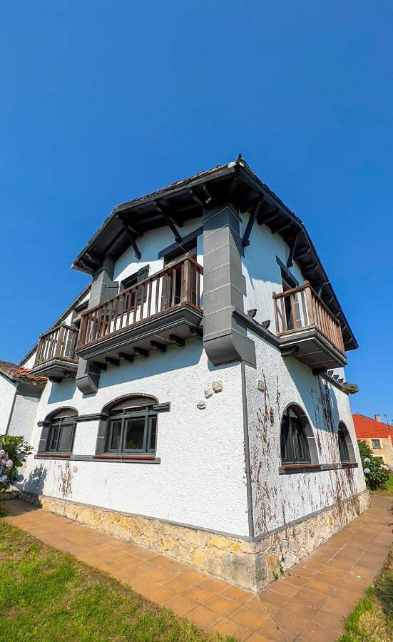 Casa rural para 10 personas, con jardín y vistas, Se admiten mascotas en Poo de Llanes - 4