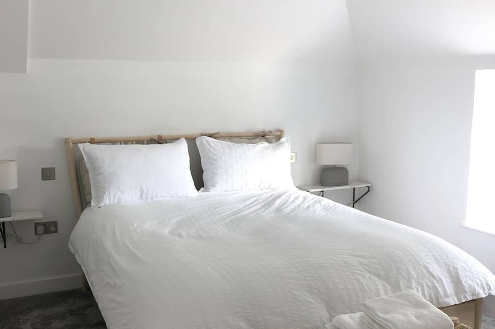 Entire apartment, Luxury Penthouse Sea View Apartment in Penzance, Cornwall