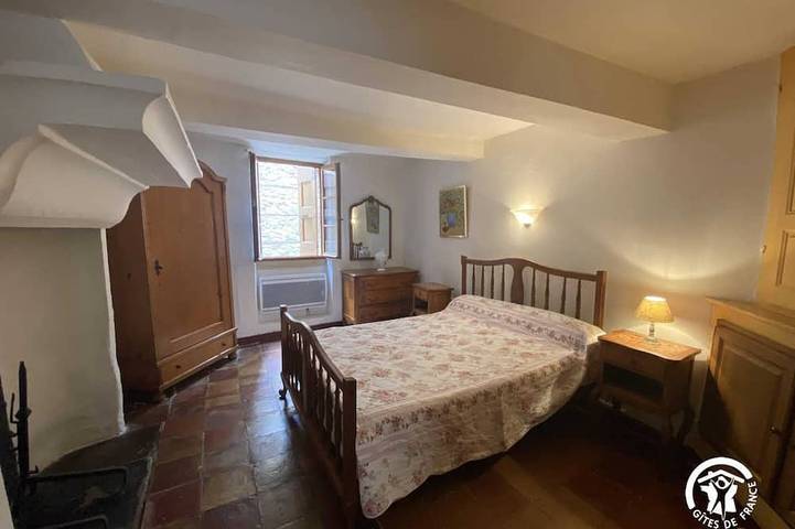 Location de vacances pour 5 personnes, avec jardin à Ponteilla - 2