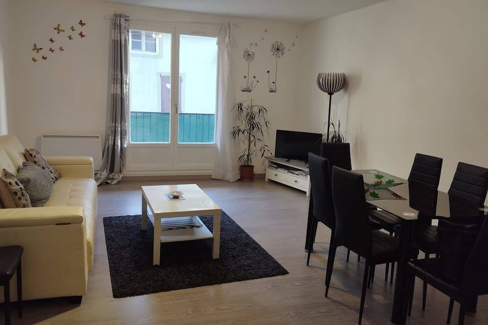 Ganze Wohnung, Le Pied de Ville, Appartement T3 Dans la Vieille Ville de Digne les Bains in Digne-les-Bains, Alpes-de-Haute-Provence