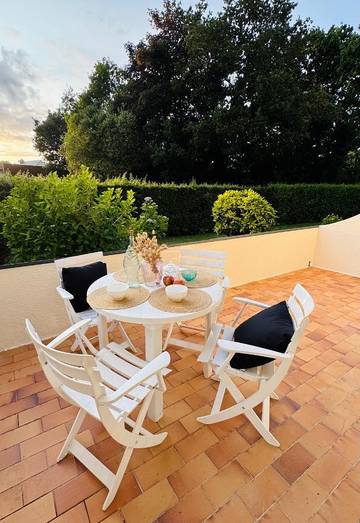 Gîte pour 2 personnes, avec terrasse dans Plage Kerambigorn