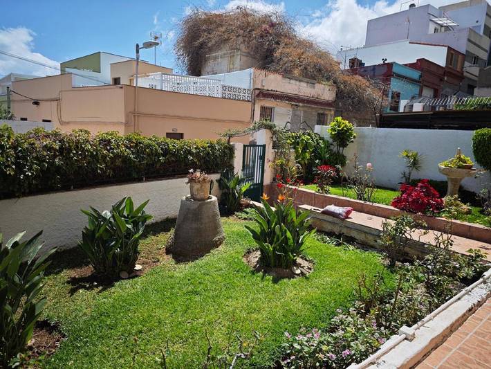 Casa de huéspuedes para 2 personas, con vistas y jardín en Santa Cruz de Tenerife