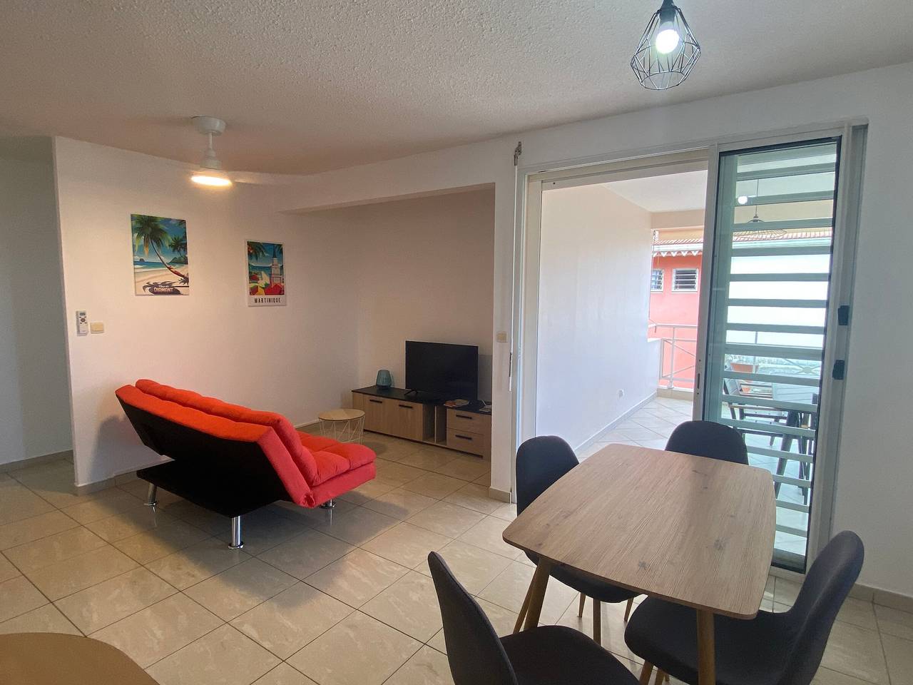 Apartamento entero, Apartamento 2 dormitorios - Playa cerca y piscina in Les Trois-Îlets, Martinica
