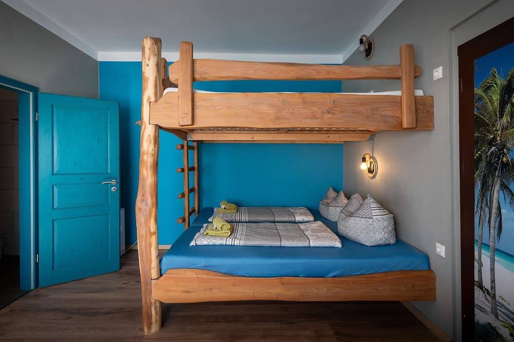 Mehrbettzimmer bis zu 4 Personen - Pension Cubana in Rothenburg/Oberlausitz, Oberlausitz-Niederschlesien